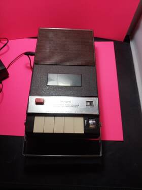 564.34230100 Sears Model Vintage Cassette Recorder