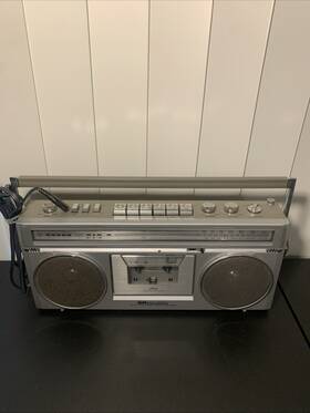 304.21870250 Sears Bin-3 Vintage Sr-2100 Series Boombox Stereo Cassette Tape Radio