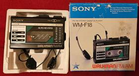 Fm-18 Sony Walkman Vintage 1985 Fm/am Stereo Cassette Player.graphic Eq With Box