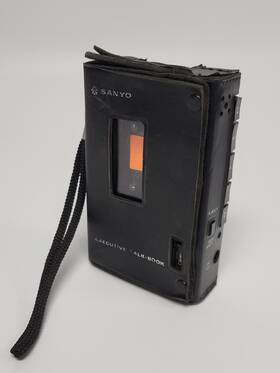 Sony Trc-2400 Vintage 1980s Sanyo Executive Talk-book Metal Cassette Player -no Play