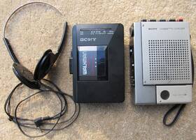 Mdr-013 Sony Wm-af23 Tc-55 Walkman And Superscope Cassette Tape Players Headphones