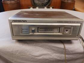 0407 Soundesign Vintage Stereo Cassette Play Deck Woodgrain Untested