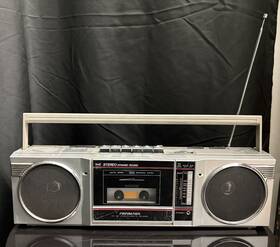 4627 Soundesign Sound Design Model No Am Fm Stereo Cassette Recorder Portable Deck As Is