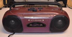 Soundesign 958p Vintage 4635pm Am/fm Radio Stereo Cassette Player Needs Belts Fixed