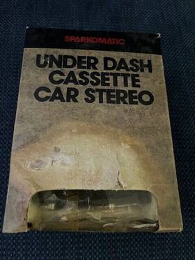 Ss200 Sparkomatic 021986412014 Vintage Under Dash Cassette Stereo - Model