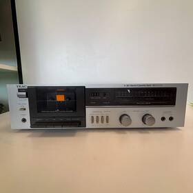 R64l Teac Vintage V-30 Audio Stereo Cassette Tape Deck