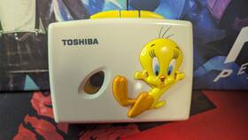 Lt-300 Toshiba Personal Cassette Player Tweety Bird Model Lt 300 Twe Tested Working