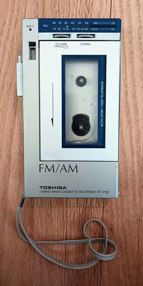 Rt-p33 Toshiba Radio Cassette Recorder Vintage For Parts/needs Repair