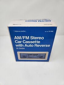 Vintage 1980s Realistic Car Stereo Cassette Am Fm Model 12-1928 In Dash Player