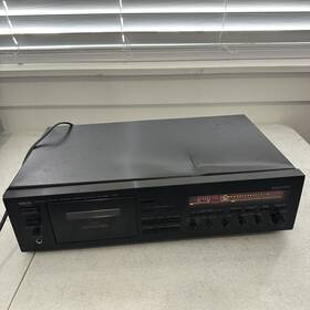 Kx-930 Yamaha 3-head Cassette Deck Powers On Dented Turns Off Randomly