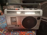 Vtg Sanyo Am/fm Radio Cassette Player Model 2820 For Parts Read Desc. Fixed Price $25.00.