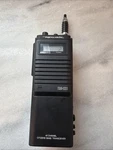 Realistic Trc 221 40-CHANNEL Citizens Band Cb Radio Walkie Talkie.. Fixed Price $69.00.