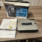 Retro Radio Shack Voice Actuated Cassette Tape Recorder CTR-96 Model 14-1105 Cib. Fixed Price $15.90.
