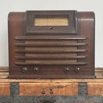 Vintage Radio Silvertone Sears Roebuck 7108 Am 1934 Wood Cabinet Battery Op.. Fixed Price $89.01.