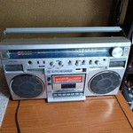 Junk Toshiba RT-S77 Boombox Radio Cassette Recorder Bombeat Am Fm Collector. Fixed Price $143.77.