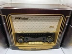 Grundig Classic 960 Hi-fi Shortwave Table Radio Stereo Tuner Am/fm SW1/SW2/AUX. Fixed Price $79.99.
