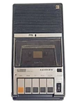Lloyds Portable Cassette Tape Recorder Player Model V116 Vintage - For Parts. Fixed Price $10.92.