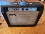 Alamo Capri Tube Guitar Amplifier 2560 Powers On For Parts. Fixed Price $370.00.