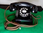 Vtg Bell Systems Model 302 Black Bakelite Rotary Dial Telephone Western Electric. Fixed Price $215.00.