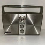Vrc Valiant Model 2400 Solid State All Transistorized Cartridge Player 1967. Fixed Price $19.99.