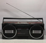 Vintage Magnavox D8040 Boombox Am/fm Great Condition - Tape Deck Does Not Work. Fixed Price $17.99.