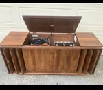 Vintage Mcm Zenith Tube Console Stereo Record Player 1970 The Milan +bluetooth. Fixed Price $725.00.