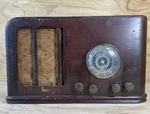 1936 Westinghouse WR208 Art Deco Tube Radio - Powers On/humming For Repair. Fixed Price $99.99.