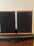 Acoustic Research Tsw 110 Bookshelf Speakers, Refoamed, Great Condition. Fixed Price $130.00.