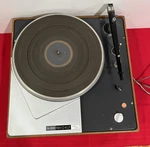 Rek-o-kut N33H Turntable With Shure M-12 Tonearm & M21 Stylus Cartridge. Fixed Price $600.00.